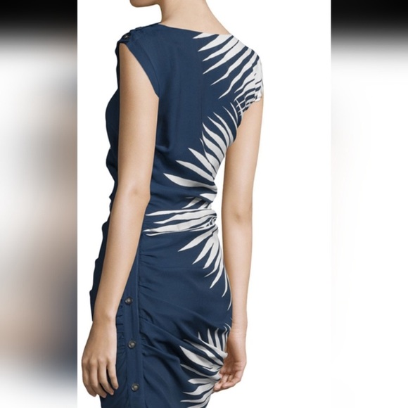 Veronica Beard Mojorra Palm Print Midi Dress Ruched Sheath 8 - Picture 2 of 5